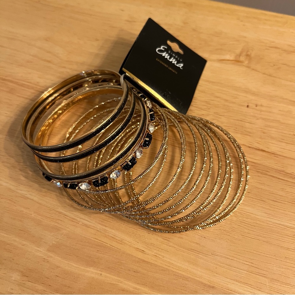 Bracelet Set of 16 Gold Black Gemstones Bangle Woman’s Collection-NEW !